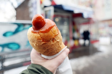 Wie Fastfood in die DDR kam – und wo man es in Berlin noch bekommt