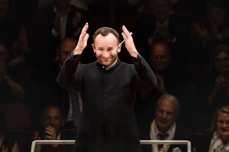 Manisches Schrauben: Die Berliner Philharmoniker spielen Musik von Arnold Schönberg