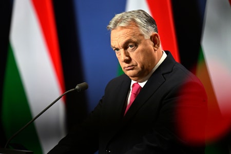 Orbán kündigt Gründung neuer Rechtsaußen-Fraktion im EU-Parlament an