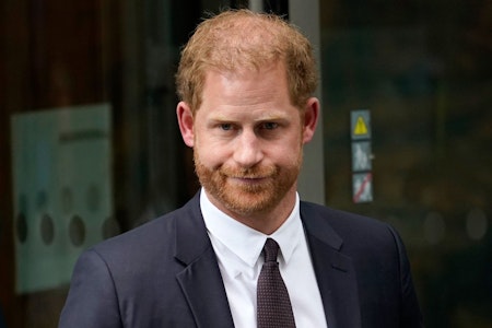 Berichte: Prinz Harry in London, Spekulationen über Abdankung von König Charles