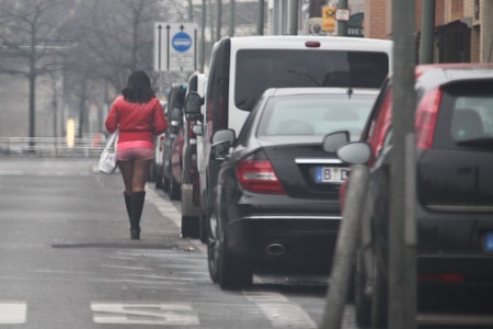 Frau soll Teenager in Berlin zur Prostitution gezwungen haben – Anklage