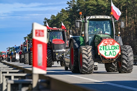 Bauernproteste bei Frankfurt/Oder gehen weiter: Blockaden im Verkehr bis Montagmittag