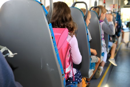 Berliner Kulturbus rollt weiter und ermöglicht Kindern mehr Bildungs- und Kulturreisen