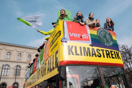 BVG-Streik in Berlin – Busfahrer: „Wer steht sonst um 4 Uhr auf und lässt sich von Fahrgästen besch…