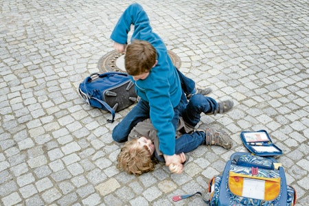 Gewalt an Berliner Schulen: „Heute geht es richtig los, wenn jemand am Boden liegt“