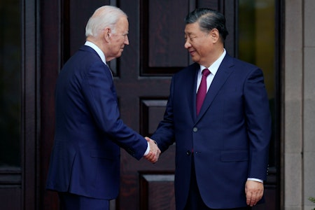 Telefonat zwischen Joe Biden und Xi Jinping: Erstes Gespräch seit Monaten