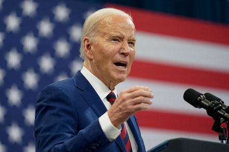 Joe Biden warnt Israels Benjamin Netanjahu und fordert „konkrete“ Schritte zum Schutz von Zivilisten