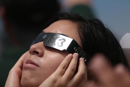 „Warum schmerzen meine Augen“: Google-Suche nach Sonnenfinsternis steigt