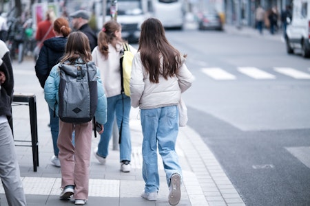 Verkehrssicherheit für Kinder: Schulweg-Aktion an Mahlsdorfer Grundschule