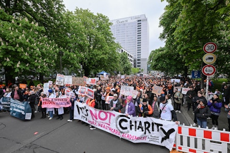 Ärzte-Warnstreik an der Charité Berlin: „Wir erwarten endlich ein tragfähiges Angebot“