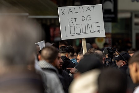 CDU-Politiker Christoph de Vries will Ruf nach Kalifat strafbar machen