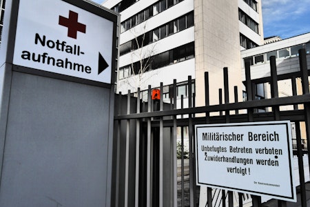 Brand im Berliner Bundeswehrkrankenhaus in der Scharnhorststraße – Verletzte