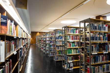 Starkregen: Wasser in Berliner Stadtbibliothek – Bestände in Gefahr