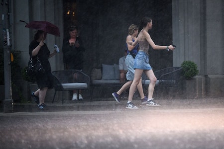 Unwetter aktuell: Schwere Gewitter in Berlin bis in die Nacht möglich