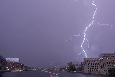 Wetter in Berlin aktuell: Gewitter mit Sturmböen und Hagel droht