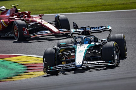 Formel 1: Russell vor Hamilton – Mercedes mit Doppelsieg in Belgien