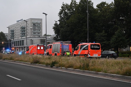 Unfall in Berlin-Mitte: Fußgänger ums Leben gekommen