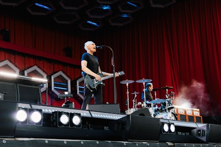 Die Ärzte gegen AfD bei Konzert auf Tempelhofer Feld: „Es gibt dunkle Mächte in diesem Land“