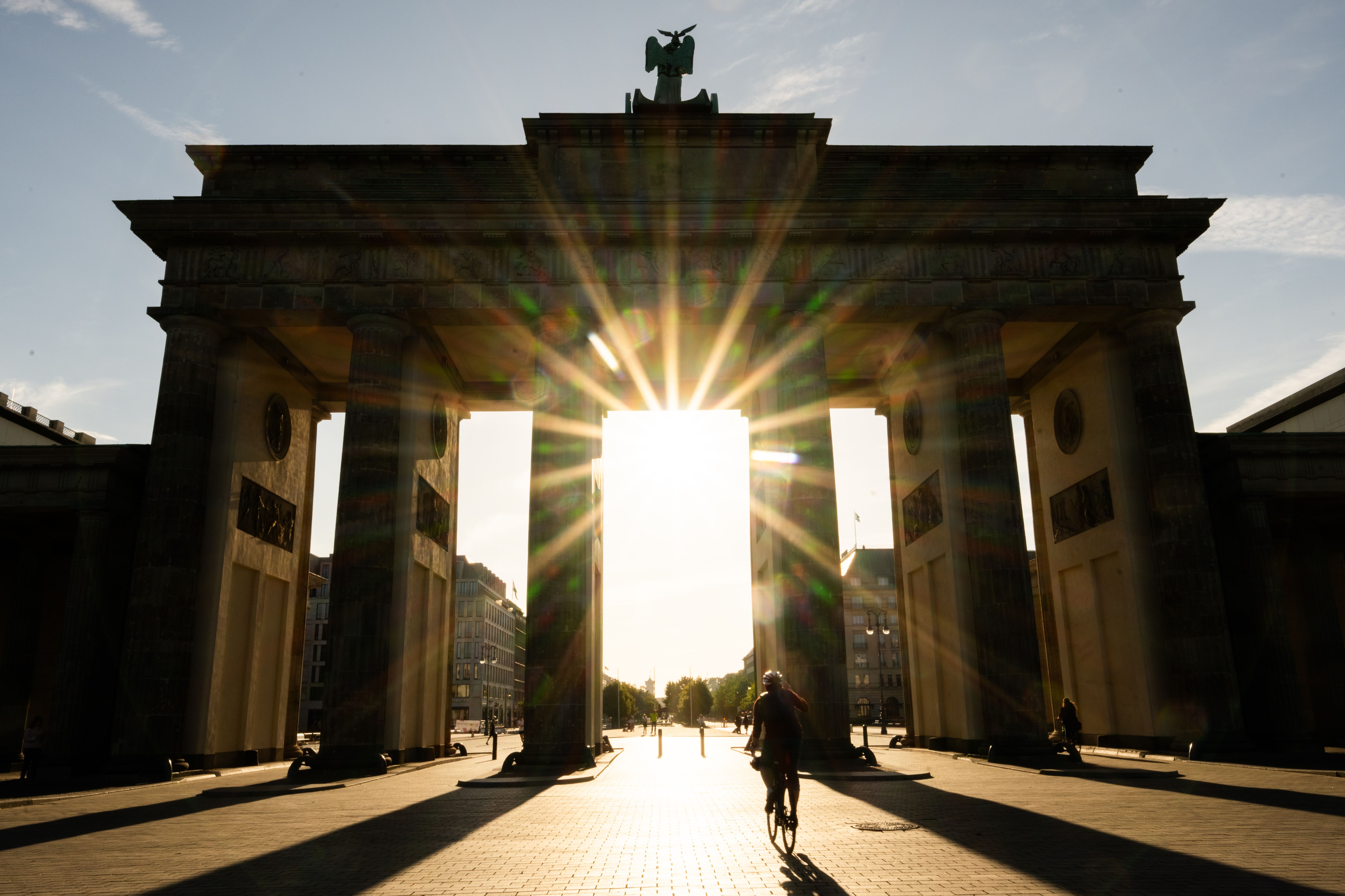 Wetter in Berlin heute: Sommerlicher Wochenstart mit viel Sonne