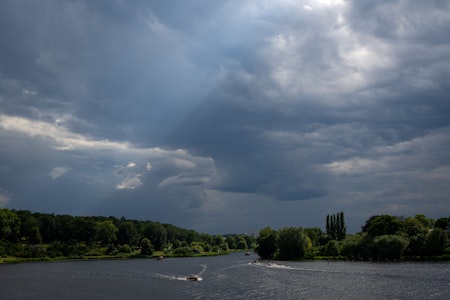 Wetter in Berlin und Region heute: Amtliche Warnung vor Gewitter am Dienstag