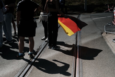 Warum steht die AfD bei der Jugend im Osten so klar auf Platz eins?