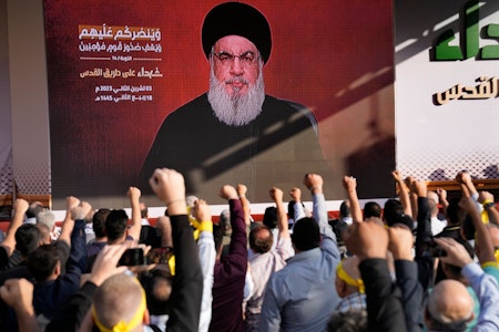 Wer ist Hassan Nasrallah, Generalsekretär der Hisbollah?