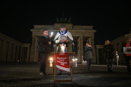 Gedenken an den 7. Oktober in Berlin: Demos und Mahnwachen im Überblick