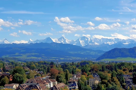 Bei Heidi, Ovomaltine und Toblerone: Die Schweiz ist eine andere Welt