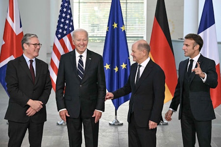 Joe Biden in Berlin: US-Präsident trifft Olaf Scholz, Emmanuel Macron und Keir Starmer