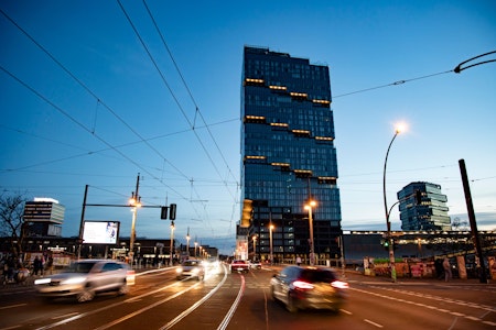 Gegen Amazon-Tower in Friedrichshain: Demos am Samstag – das sind die Routen