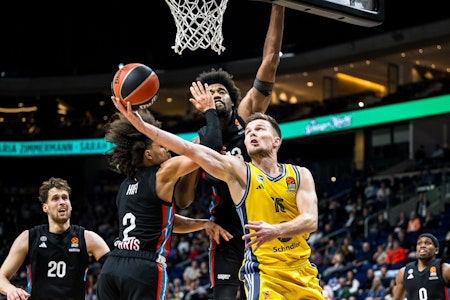 Alba Berlin unterliegt Paris, sieht sich zudem zur Suspendierung von Koumadje gezwungen