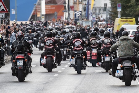 Demo: Hells Angels fahren durch mehrere Berliner Bezirke