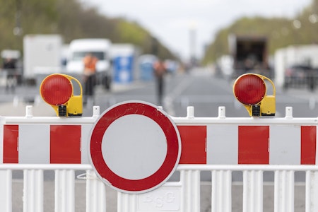 Verkehr in Berlin am Freitag: Sperrungen in der Innenstadt, Demos, Baustellen