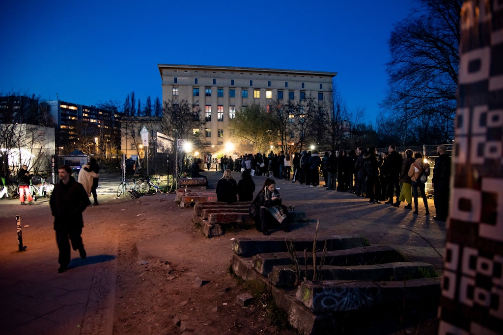 Klubnacht 20 Jahre Berghain – „500 Euro plus Flaschenservice“?