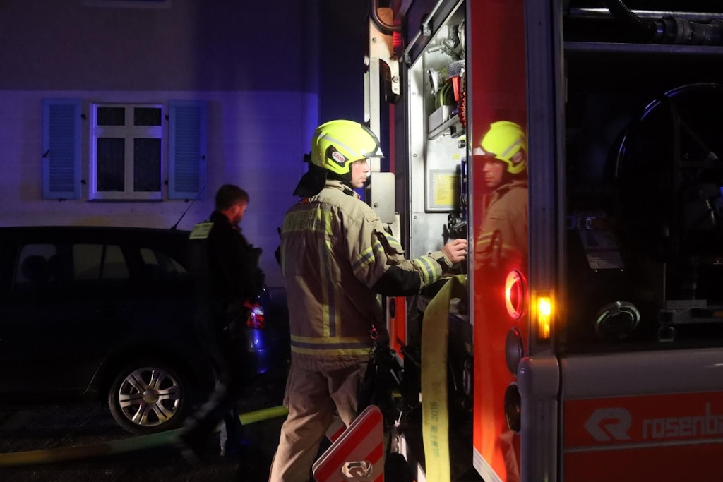 Berlin-Köpenick: Feuerwehreinsatz wegen Wohnungsbrand in der Luisenstraße