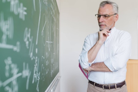 Burnout-Risiko bei Lehrern steigt, Bildungsetat in Berlin sinkt: „Der Beruf wird immer unattraktive…