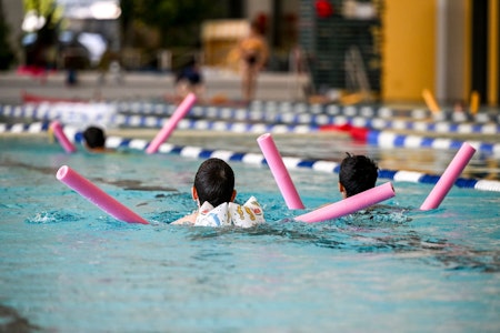 Berlin: So viele Kinder nahmen an kostenlosen Schwimmkursen in den Ferien teil