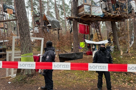 Polizei löst Tesla-Protestcamp bei Grünheide komplett auf