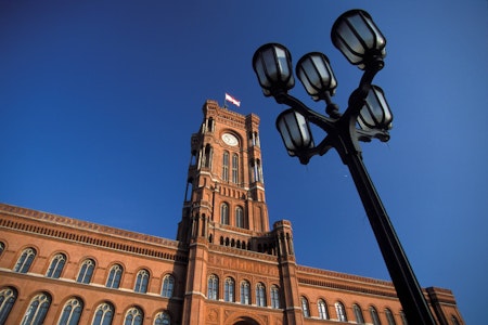 Demo gegen Sparpläne des Senats vor dem Roten Rathaus am Mittwoch