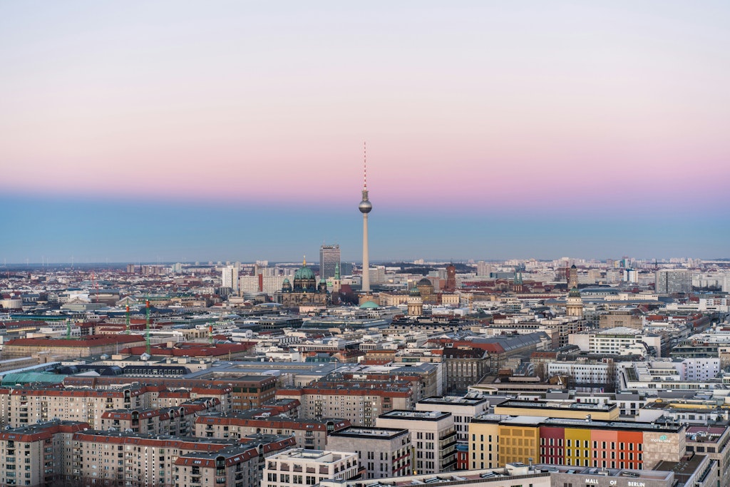 Berliner Verwaltung: „Es kann sich niemand mit Migrationshintergrund einfach eine Stelle erklagen“