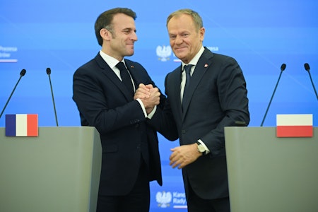 Macron in Warschau: Werden bald europäische Soldaten in die Ukraine geschickt?