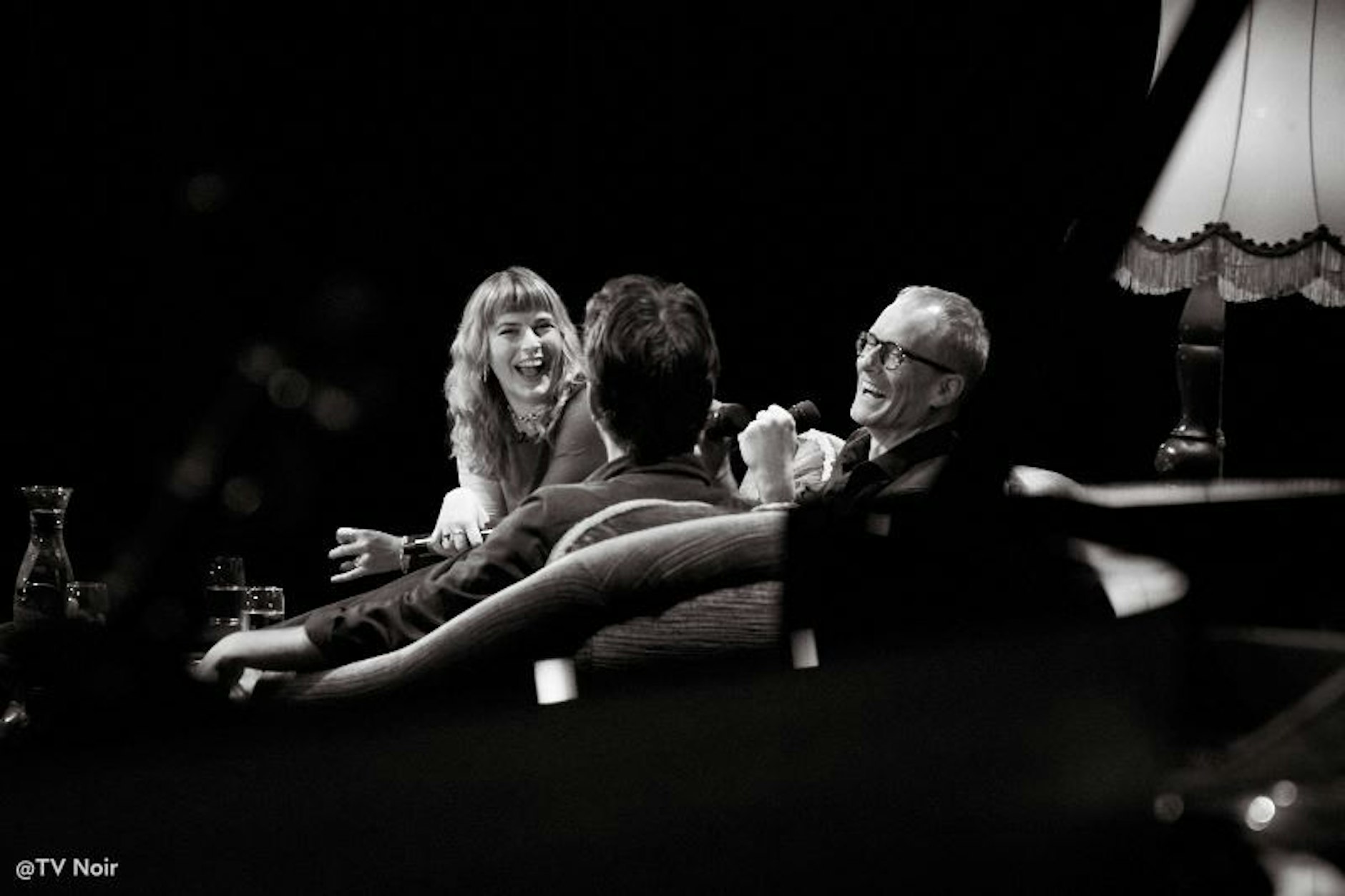 Dazu persönliche Gespräche auf der Couch ...