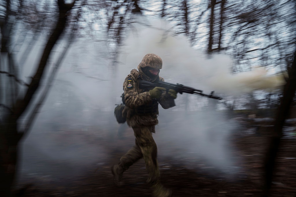 Wir haben ChatGPT und DeepSeek gefragt: Wie wird der Ukraine-Krieg enden?