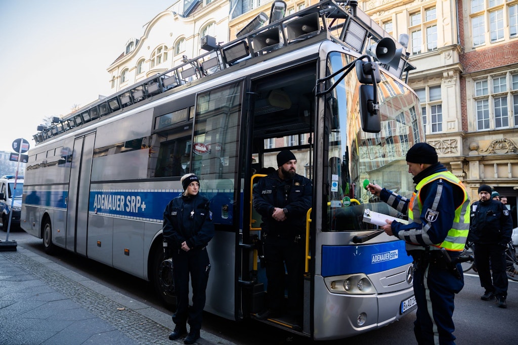 Gutachten beendet Protestfahrten: „Adenauer SRP+“ beschlagnahmt und stillgelegt