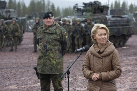 Nach Trump-Ukraine-Eklat im Weißen Haus: Mutiert Europa jetzt zum Rüstungsmoloch?