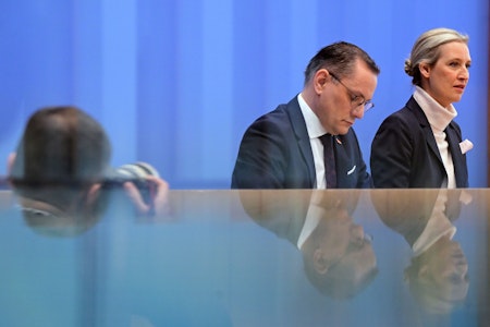 Debatte um Sondervermögen: Warum die AfD (noch) nicht auf die Barrikaden geht