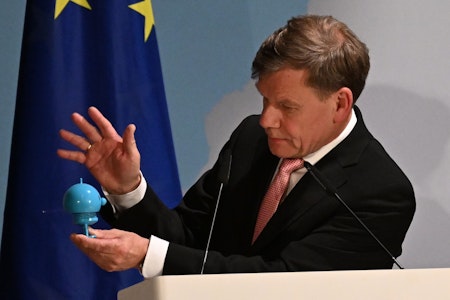 Debatte um fünf Prozent für Aufrüstung: Unmut in der SPD – kommt es zum Koalitionsbruch?
