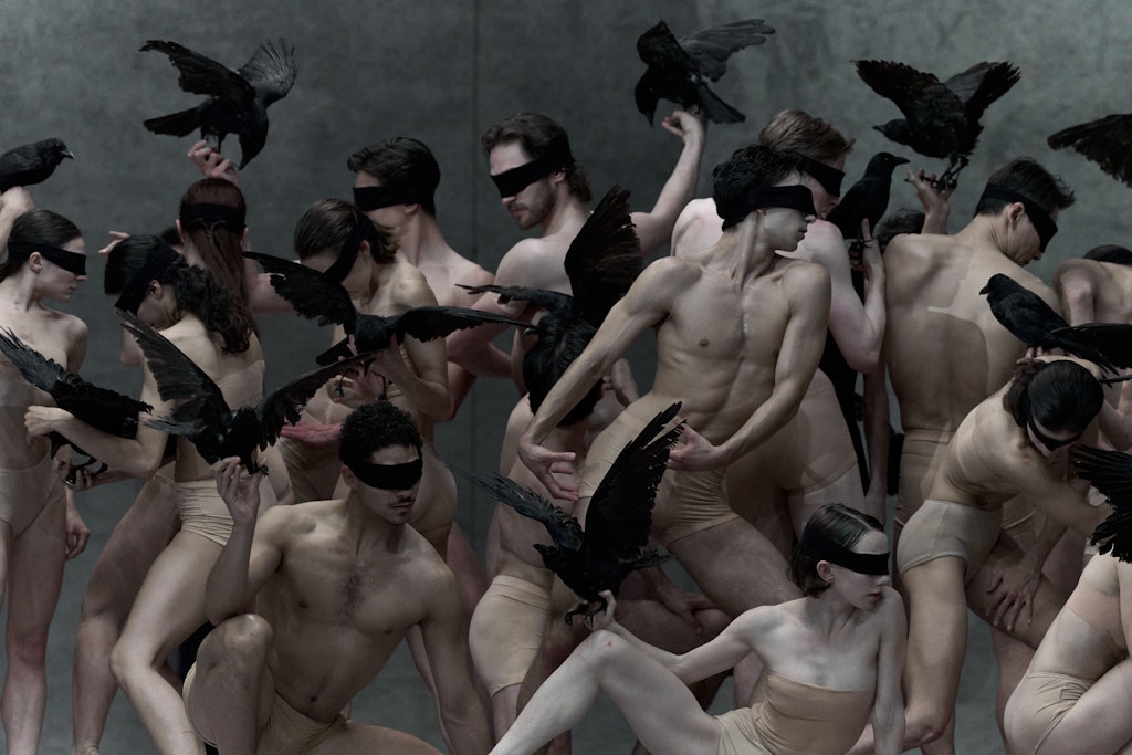 Weil auch im Mai gestorben wird: Das Berliner Staatsballett zeigt Schuberts „Winterreise“ von Chris…