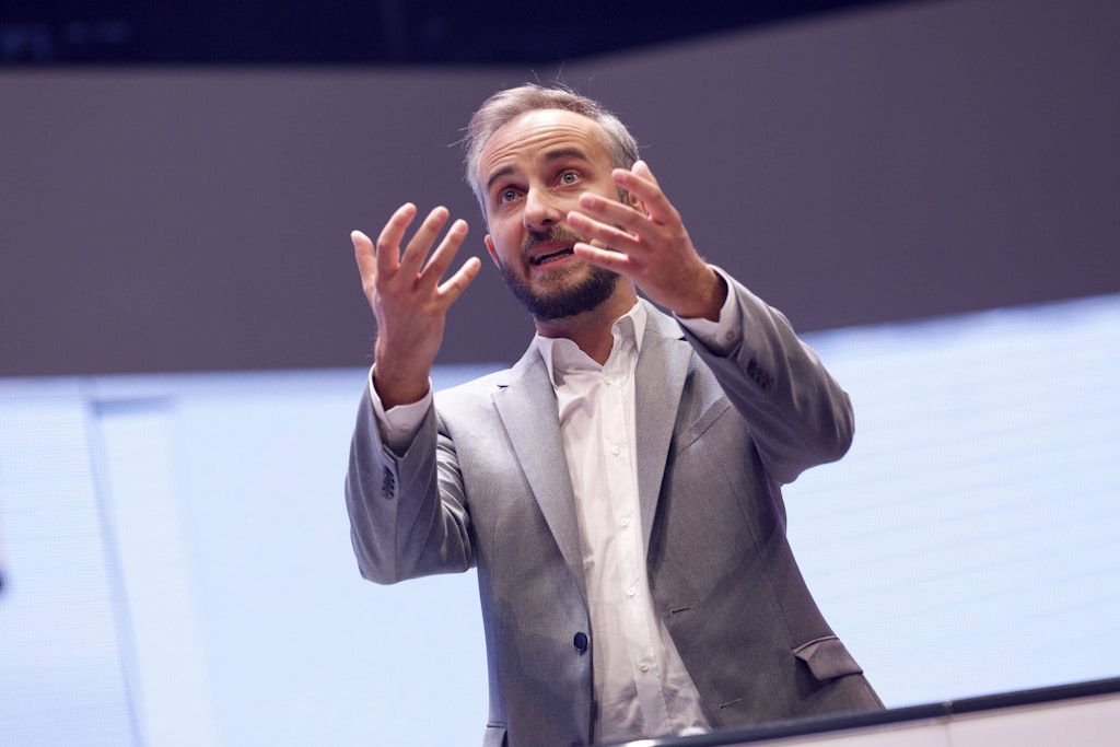 Enthüllung von Clownswelt bei Böhmermann: Berliner Grünen-Politiker Daniel Eliasson betroffen