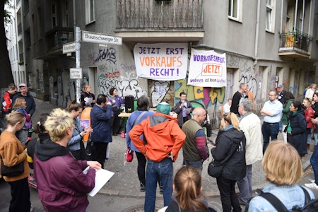 „Illegale Wohnungssanierung“: Bezirksamt Neukölln unterzeichnet Vereinbarung mit Investor